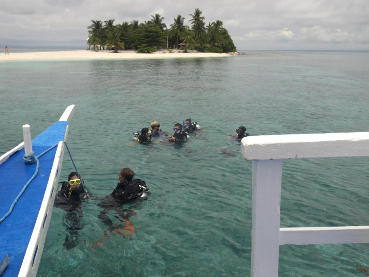 Nemo's Dive Resort Malapascua Exterior foto